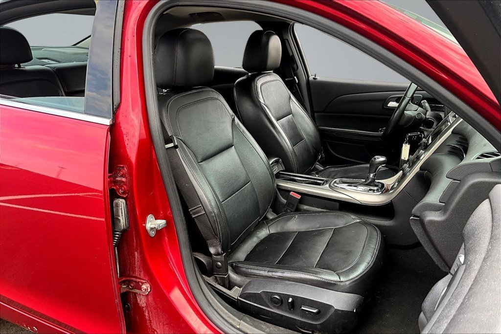 Used 2013 Chevrolet Malibu LTZ FWD image 29