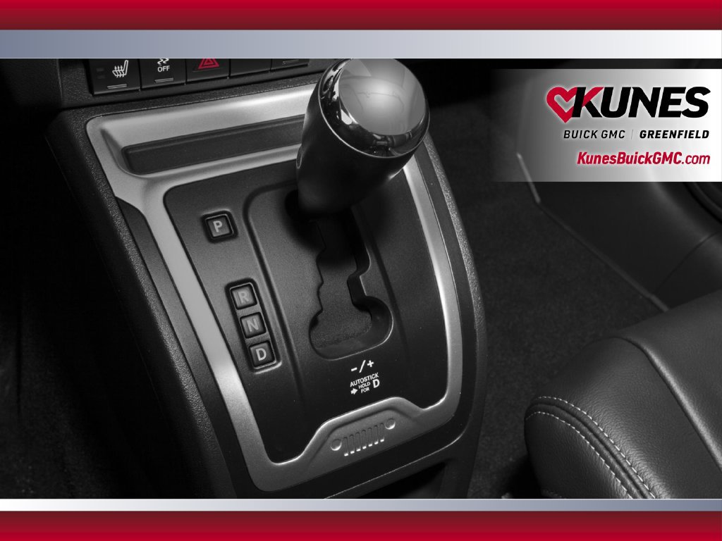 Used 2016 Jeep Compass Latitude FWD image 11