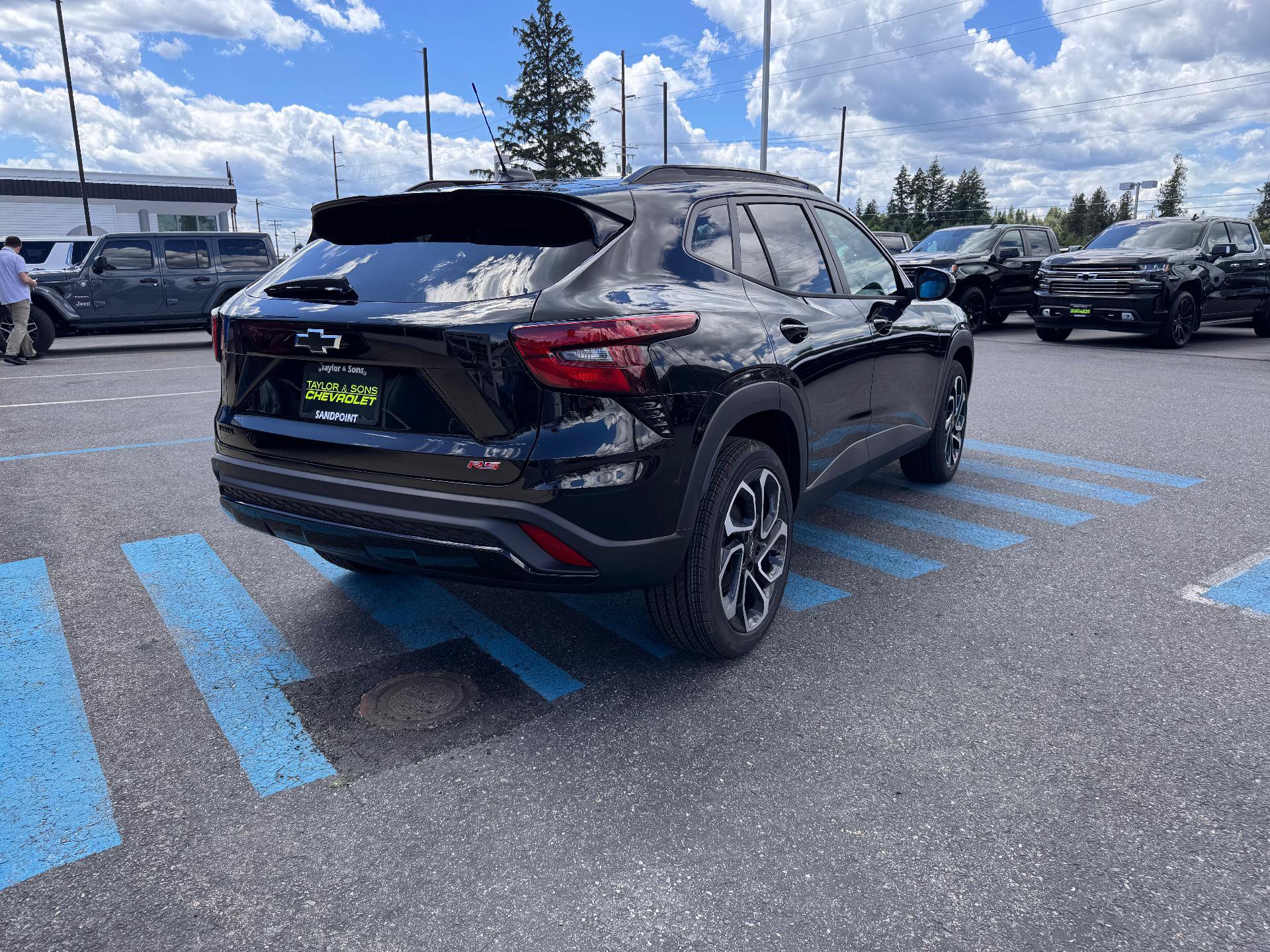 New 2026 Chevrolet Trax RS w/ Driver Confidence Package FWD image 7