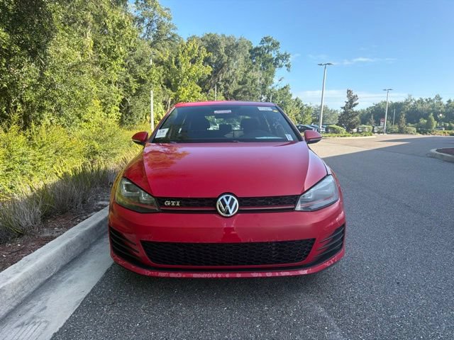 Used 2015 Volkswagen Golf 4-Door FWD image 2