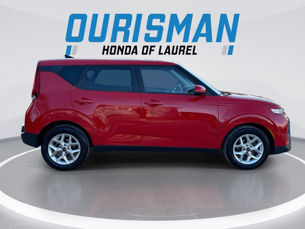 Used 2022 Kia Soul LX w/ Technology Package image 9
