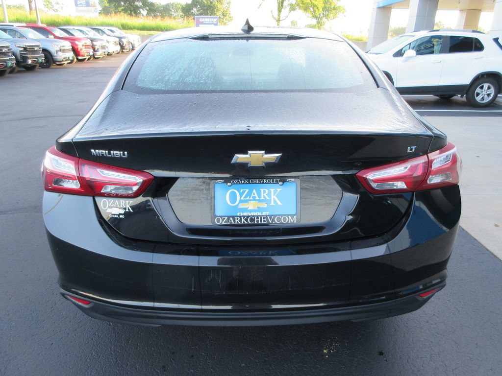 Certified 2020 Chevrolet Malibu LT FWD image 4