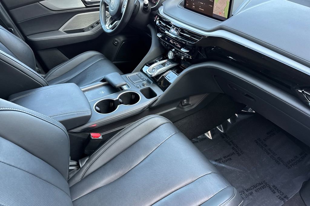 Certified 2023 Acura MDX FWD w/ Technology Package image 21