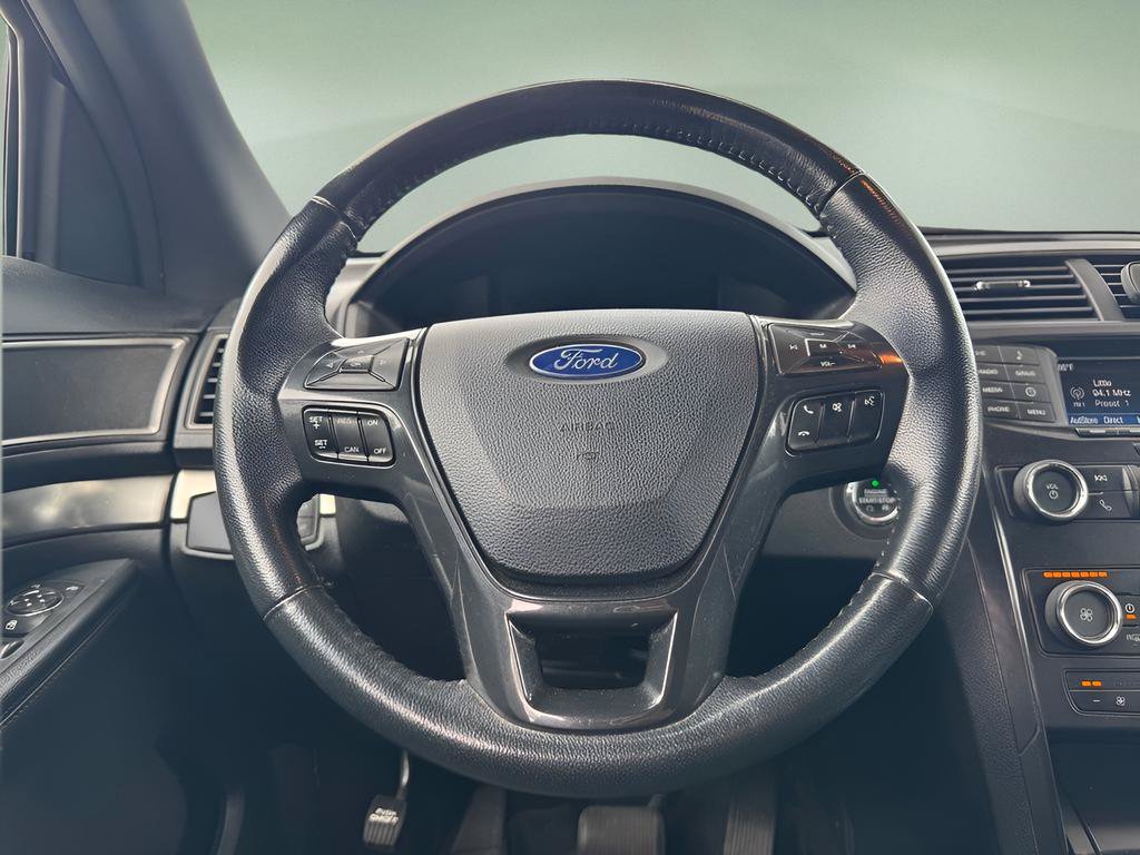 Used 2019 Ford Explorer XLT AWD/4WD image 19