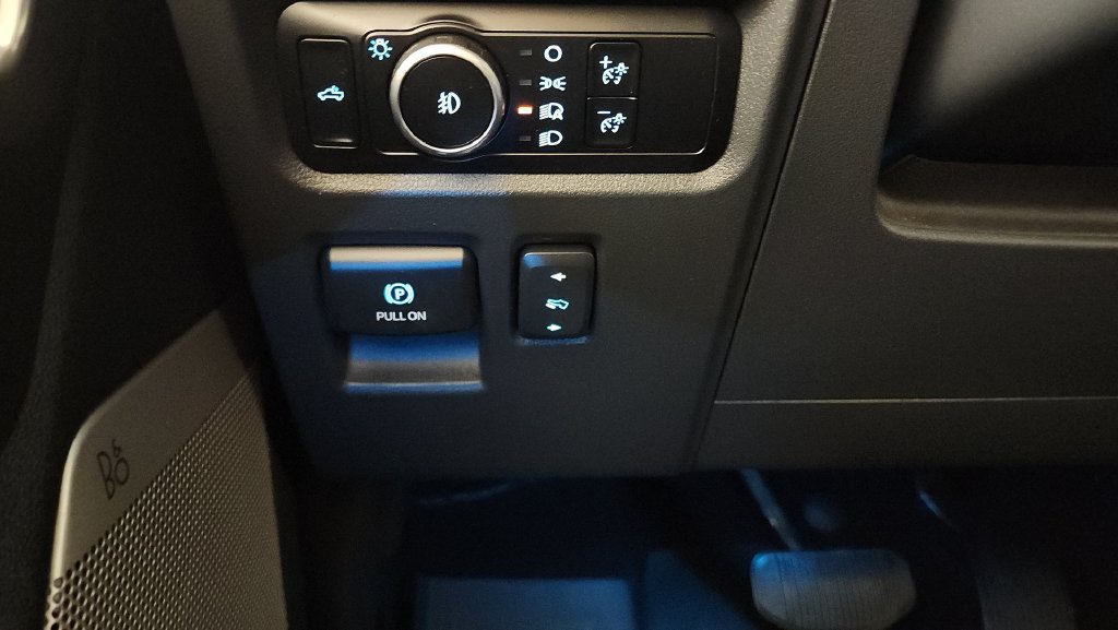 Used 2024 Ford F150 Lariat AWD/4WD image 25