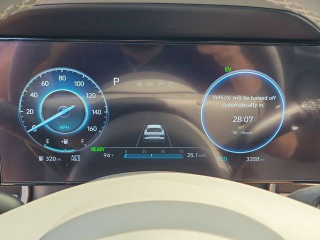 Certified 2025 Hyundai Elantra SEL image 7