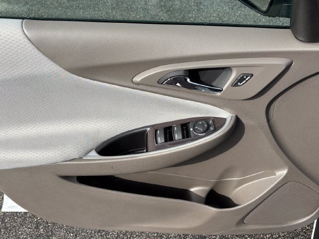 New 2025 Chevrolet Malibu LS w/ Driver Confidence Package FWD image 7