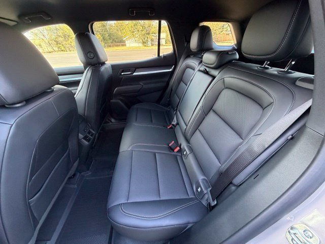 New 2027 GMC Terrain Elevation w/ Elevation Premium Package FWD image 12