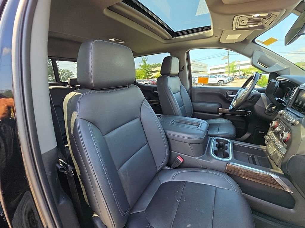 Used 2021 Chevrolet Silverado 1500 LT Trail Boss w/ Convenience Package II AWD/4WD image 31
