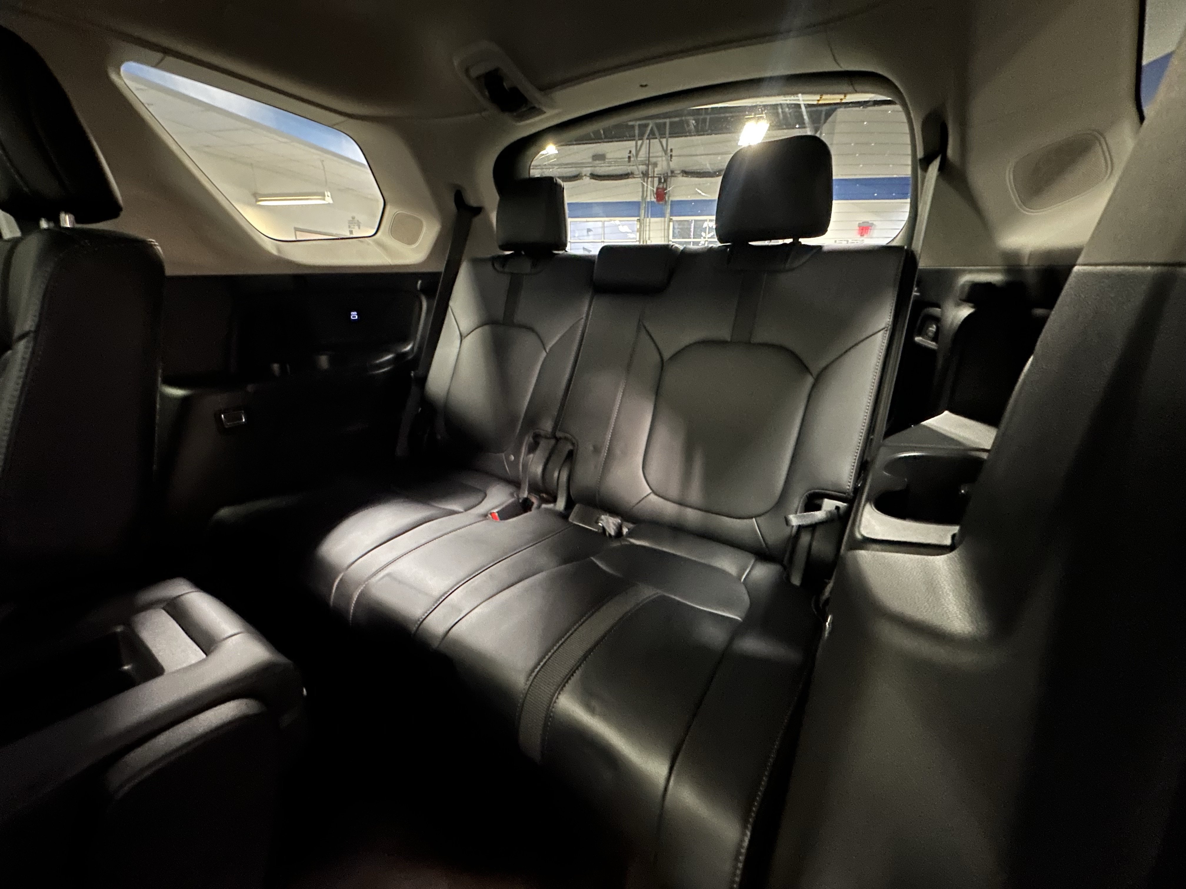 Used 2023 Honda Pilot Touring image 29