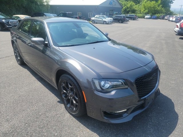 Used 2023 Chrysler 300 Touring L w/ Comfort Group