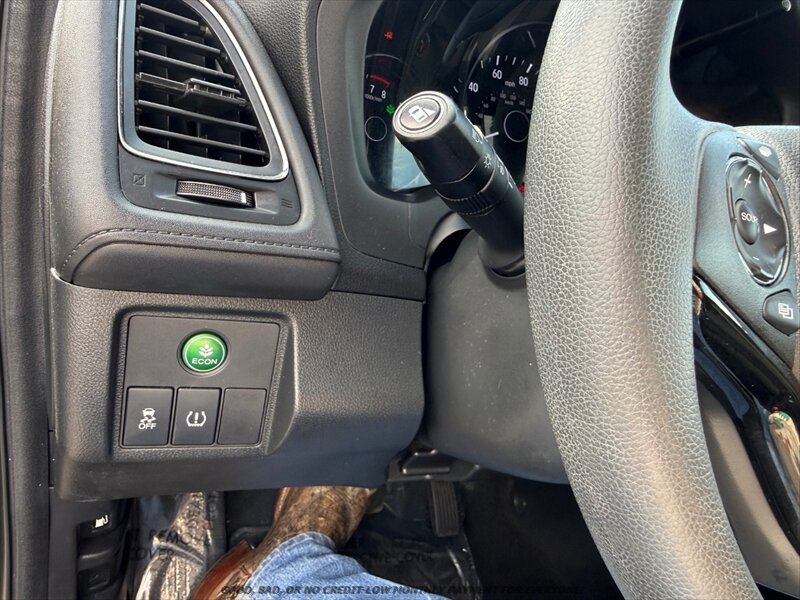 Used 2016 Honda HR-V EX image 25