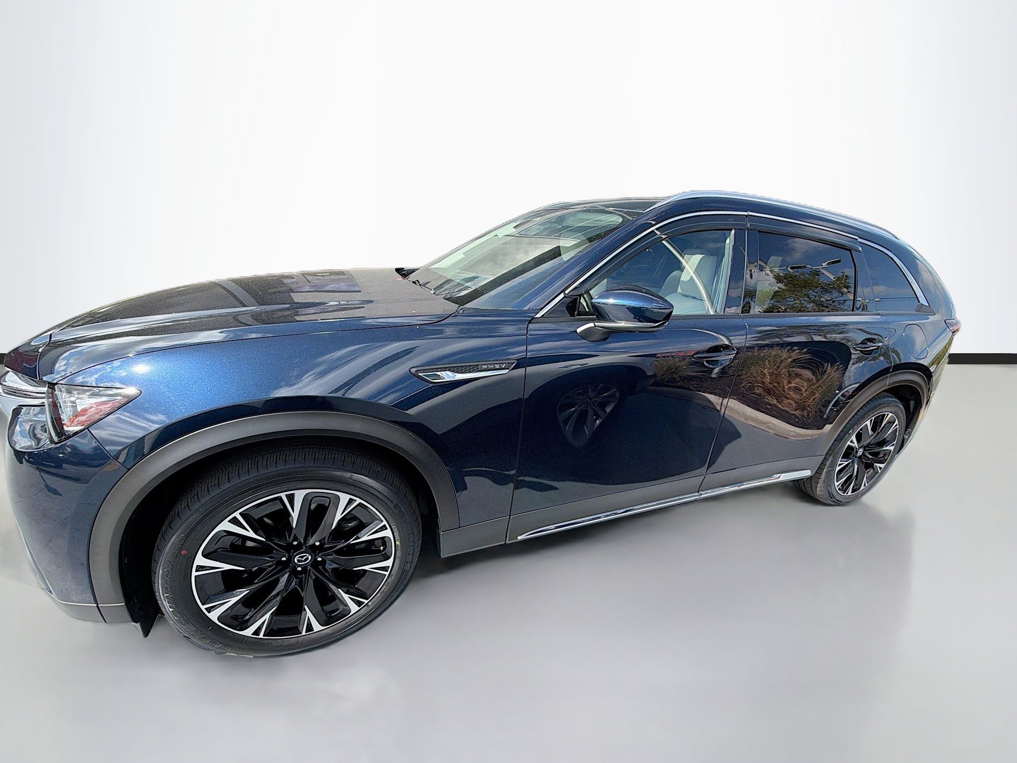 Used 2024 MAZDA CX-90 Plug-In Hybrid w/ Premium Plus image 5