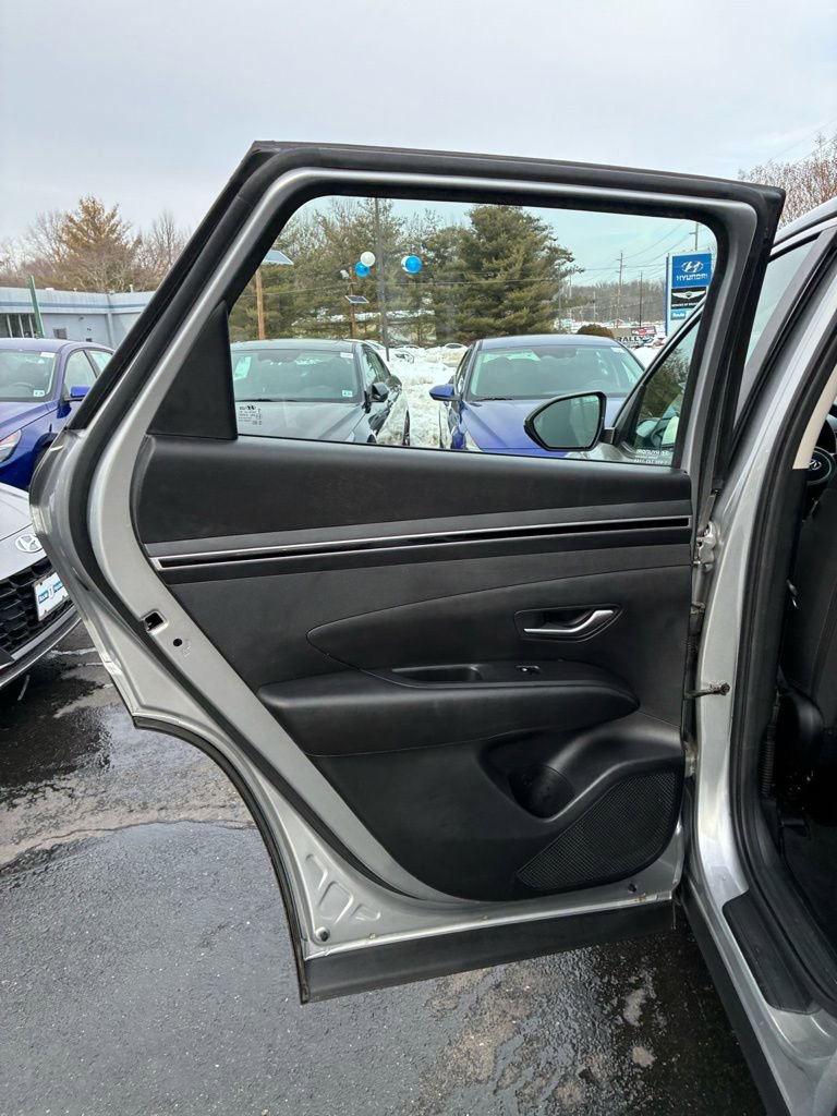 Used 2023 Hyundai Tucson SE image 42