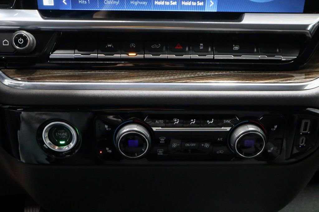 Used 2023 Chevrolet Silverado 1500 LT image 29