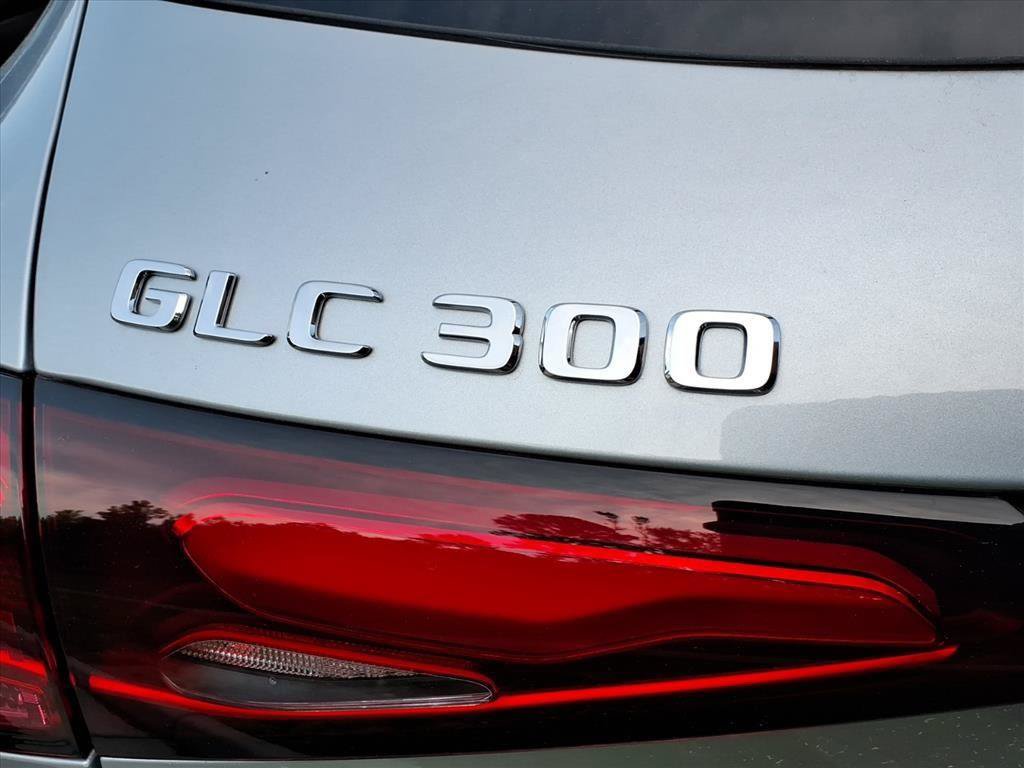 New 2026 Mercedes-Benz GLC 300 image 27