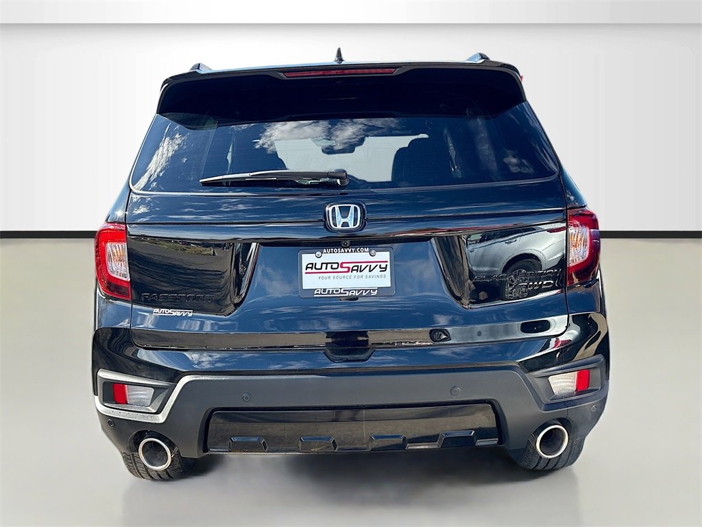 Used 2024 Honda Passport Black Edition image 6