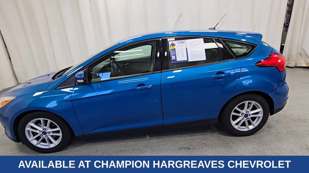 Used 2016 Ford Focus SE w/ SE Cold Weather Package FWD image 7