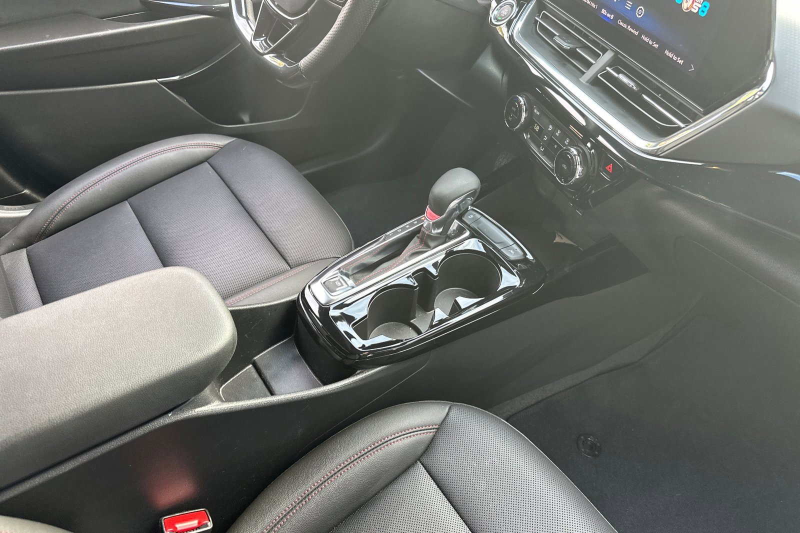 Used 2025 Chevrolet Trax RS w/ Driver Confidence Package image 20