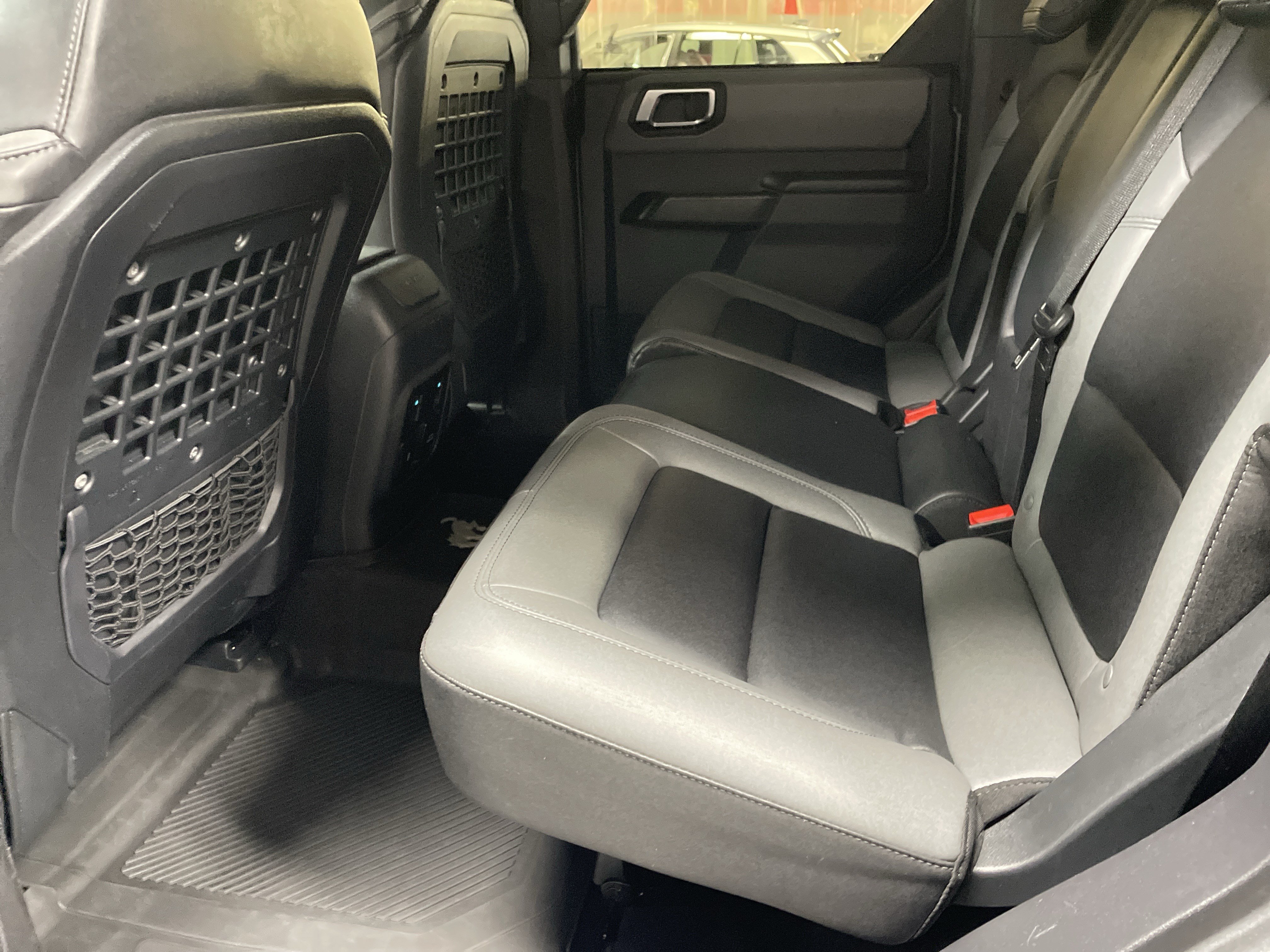 Used 2024 Ford Bronco Black Diamond w/ Sasquatch Package AWD/4WD image 32