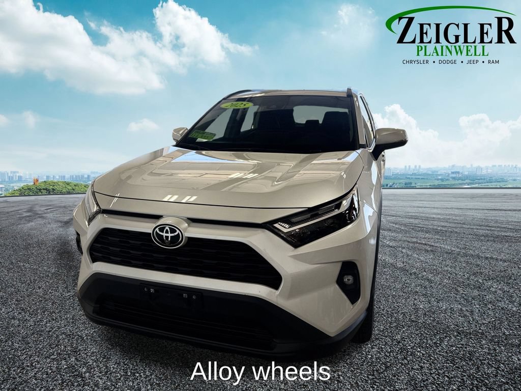 Used 2025 Toyota RAV4 XLE Premium w/ Weather Package AWD/4WD image 9