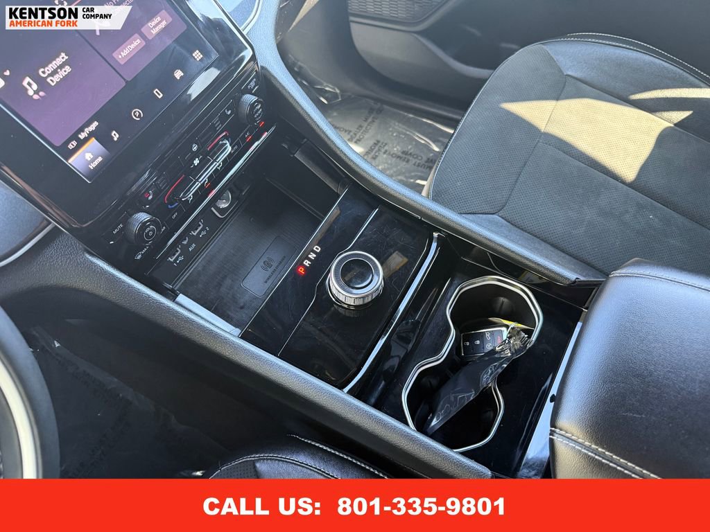 Used 2023 Jeep Grand Cherokee Altitude image 25