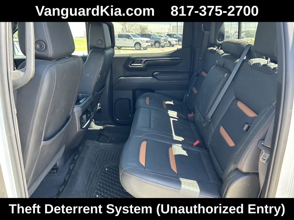 Used 2024 GMC Sierra 1500 AT4 w/ Technology Package AWD/4WD image 32