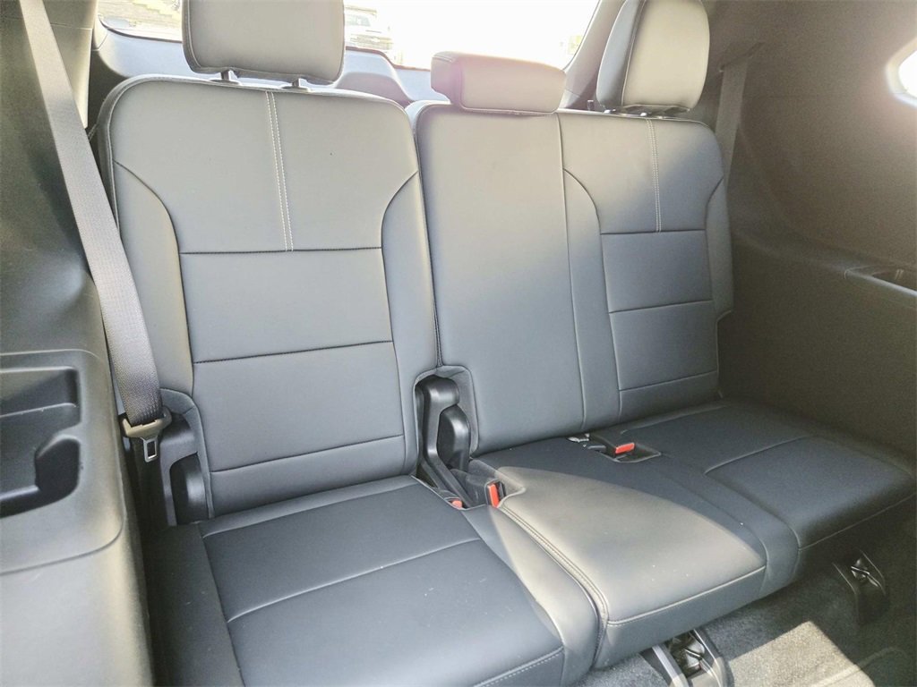 New 2025 GMC Acadia Elevation w/ Elevation Premium Package image 15