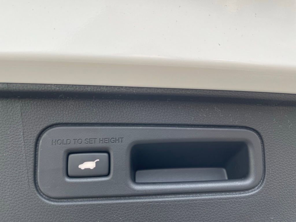 New 2026 Honda Pilot Black Edition image 10