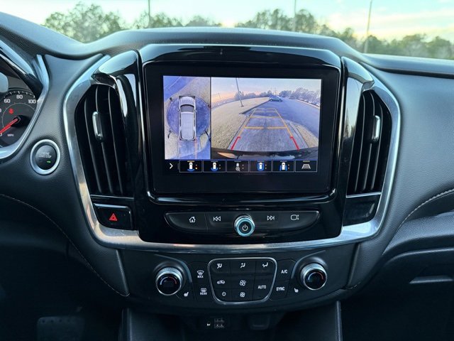 Used 2020 Chevrolet Traverse RS image 22