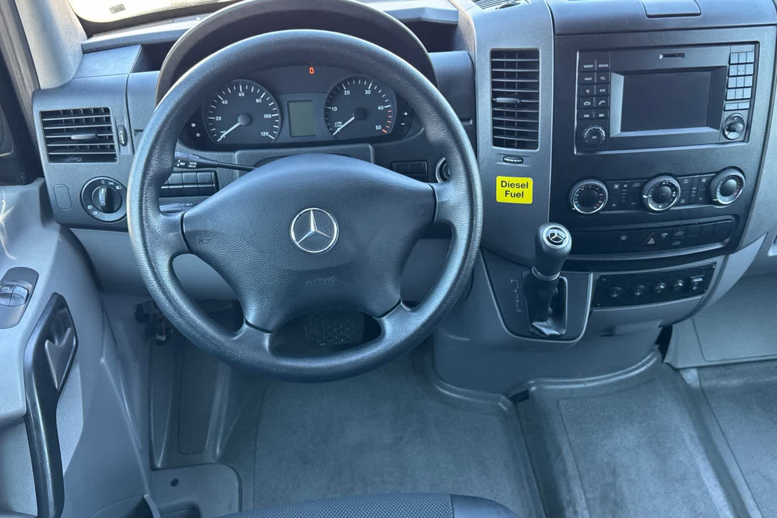 Used 2016 Mercedes-Benz Sprinter 2500 image 15