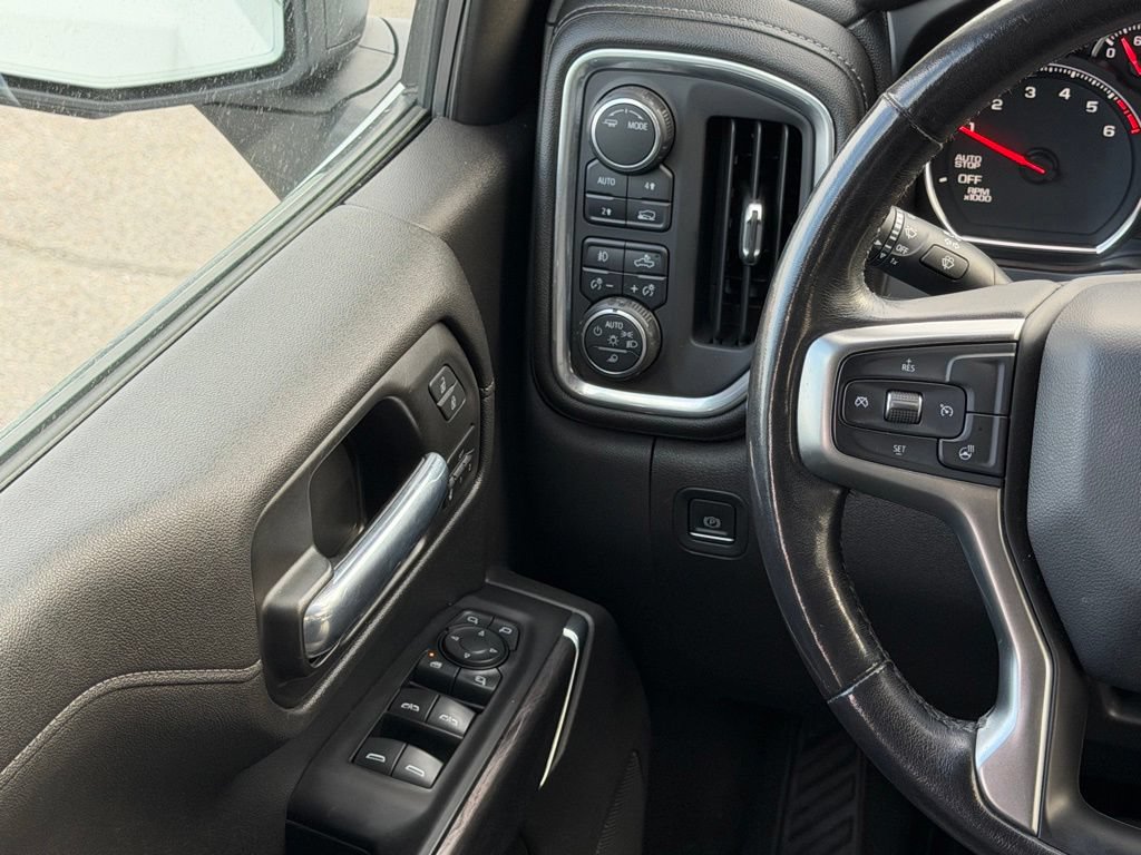 Used 2021 Chevrolet Silverado 1500 LTZ AWD/4WD image 13