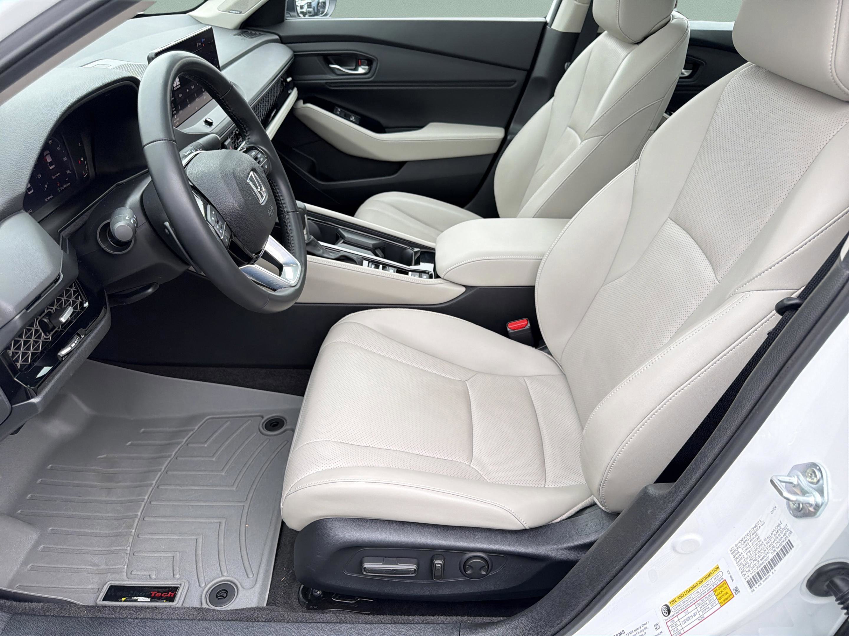 Used 2024 Honda Accord Touring image 30