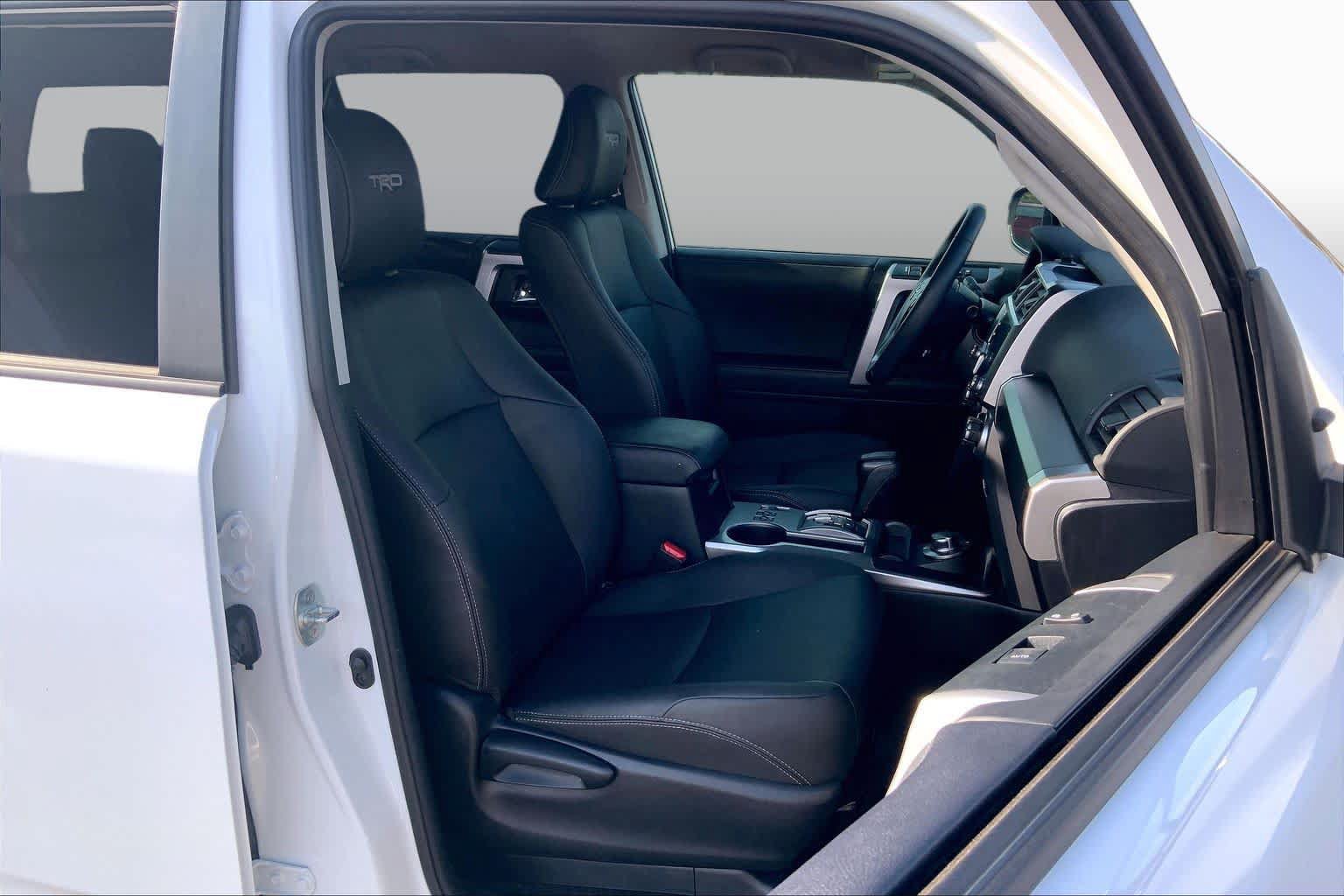 Used 2024 Toyota 4Runner TRD Sport w/ Technology Package AWD/4WD image 9