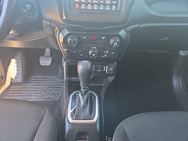 Used 2018 Jeep Renegade Altitude image 11