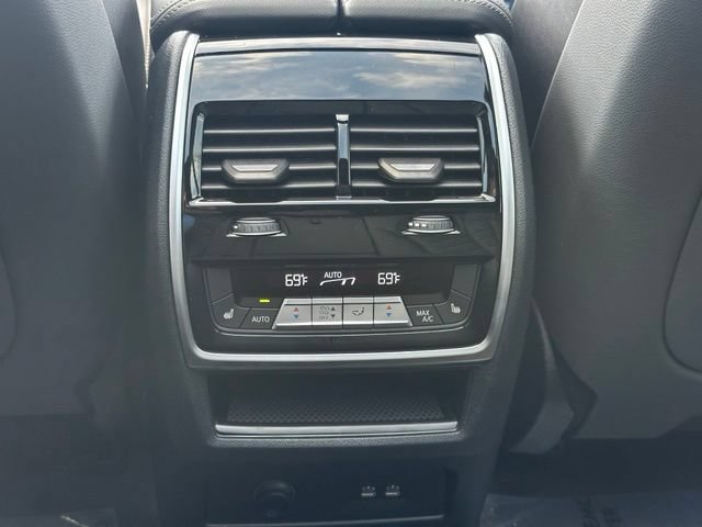 New 2026 BMW X5 xDrive50e w/ Climate Comfort Package AWD/4WD image 31
