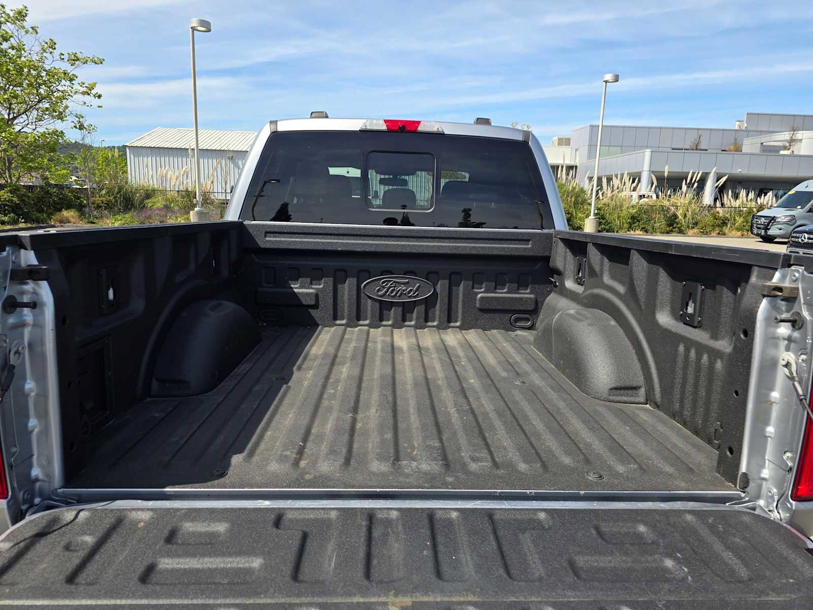 Used 2022 Ford F150 XLT w/ Equipment Group 302A High image 16