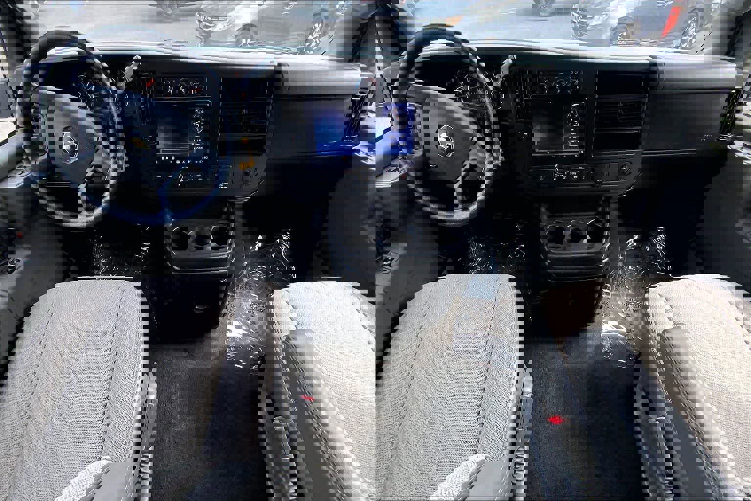 Used 2019 Chevrolet Express 3500 LT w/ LT Preferred Equipment Group image 11