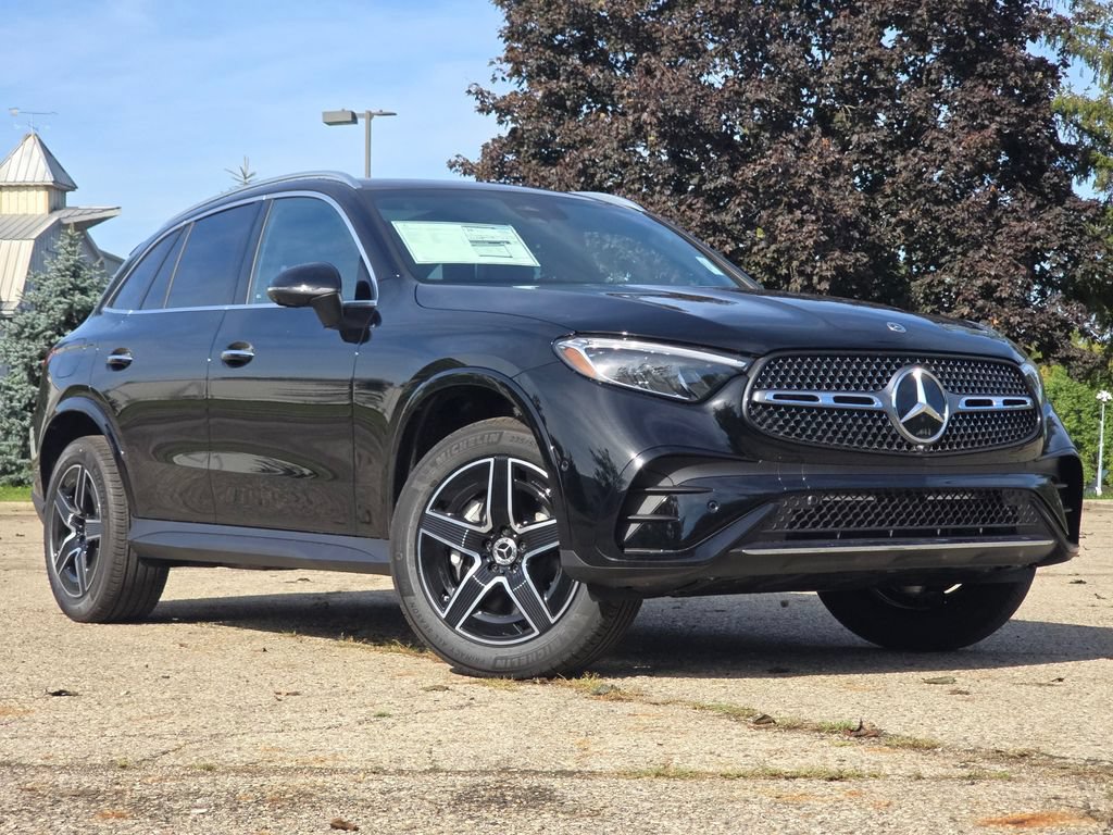 New 2027 Mercedes-Benz GLC 300 4MATIC image 1
