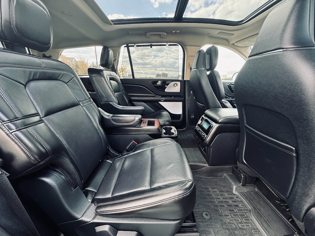 Used 2021 Lincoln Aviator Reserve w/ Equipment Group 202A image 25