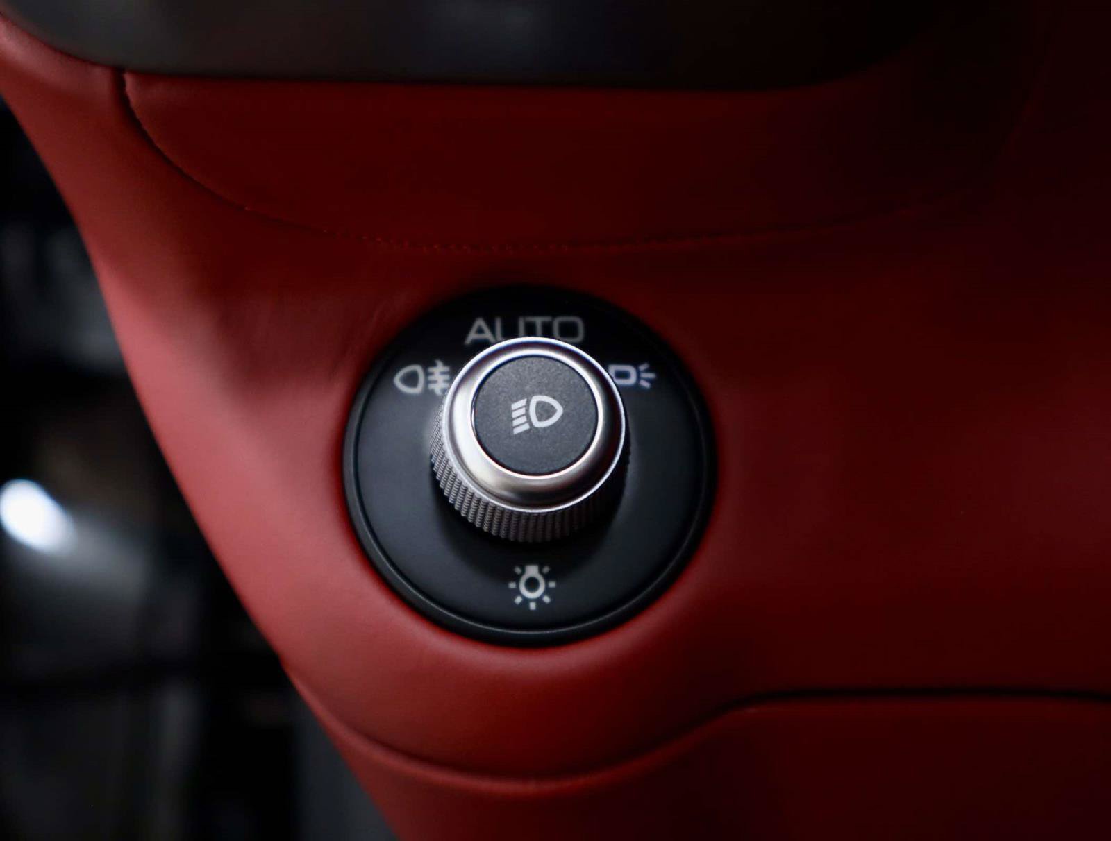 Used 2018 Ferrari 488 Spider RWD image 65