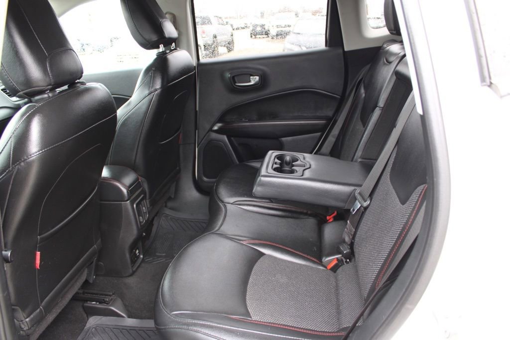 Used 2019 Jeep Compass Trailhawk image 25