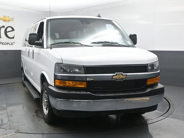 New 2025 Chevrolet Express 3500 LT w/ LT Preferred Equipment Group RWD image 31