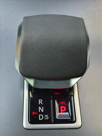 Certified 2026 Land Rover Range Rover Velar S AWD/4WD image 12