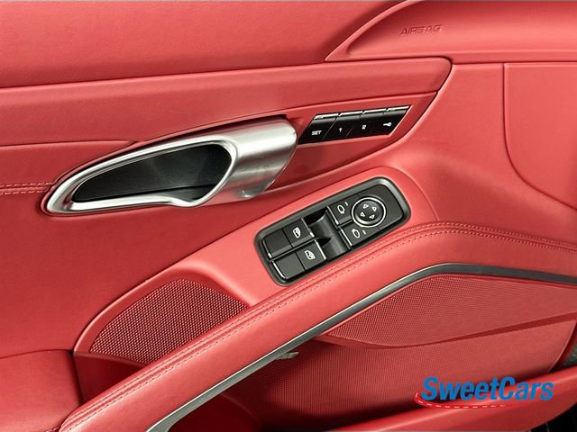 Used 2025 Porsche 718 Boxster S image 39