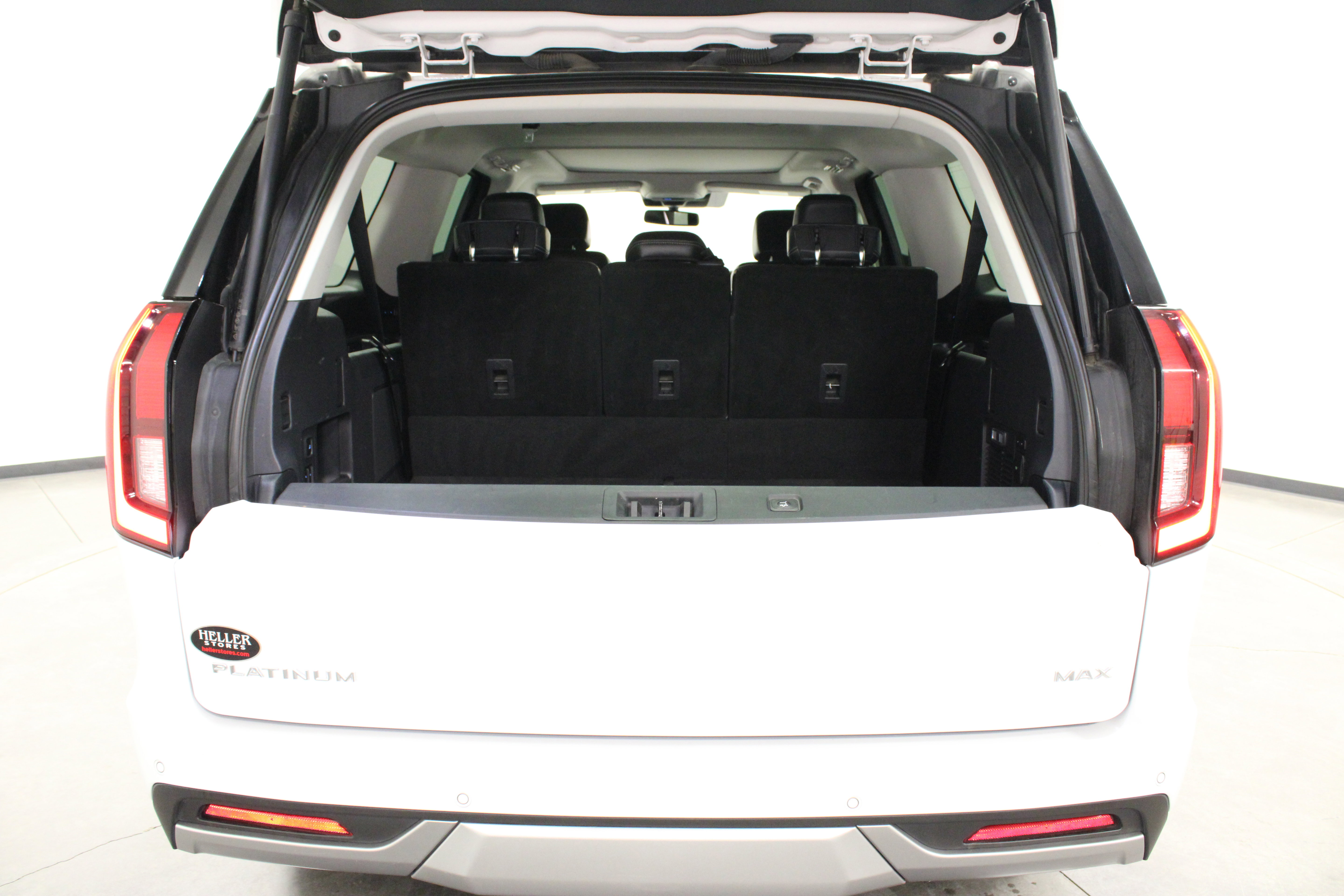 Used 2025 Ford Expedition Max Platinum AWD/4WD image 14