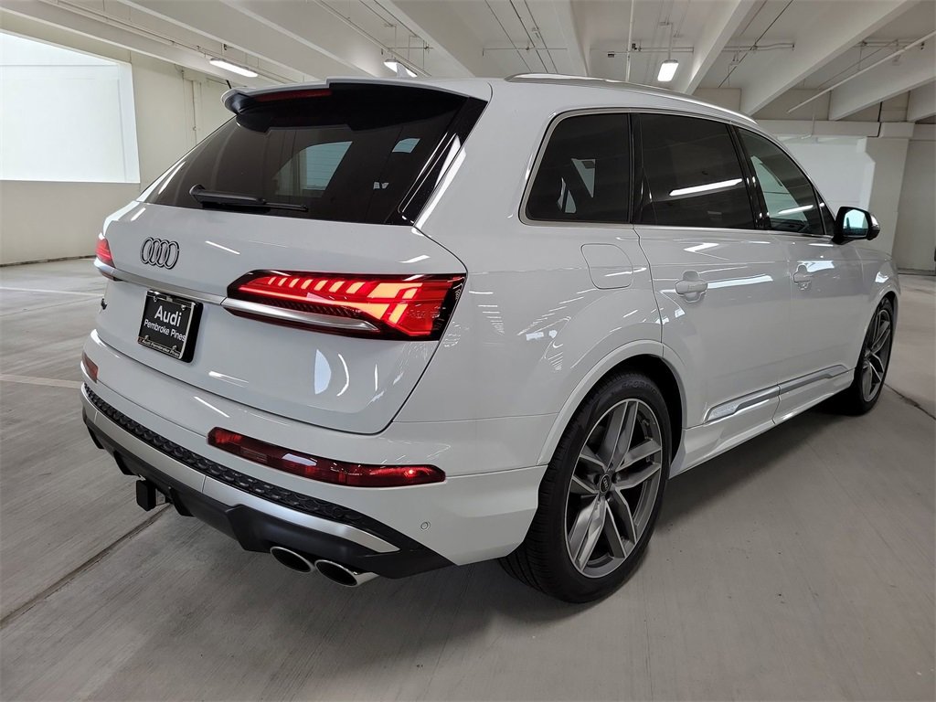 New 2025 Audi SQ7 Premium Plus image 5
