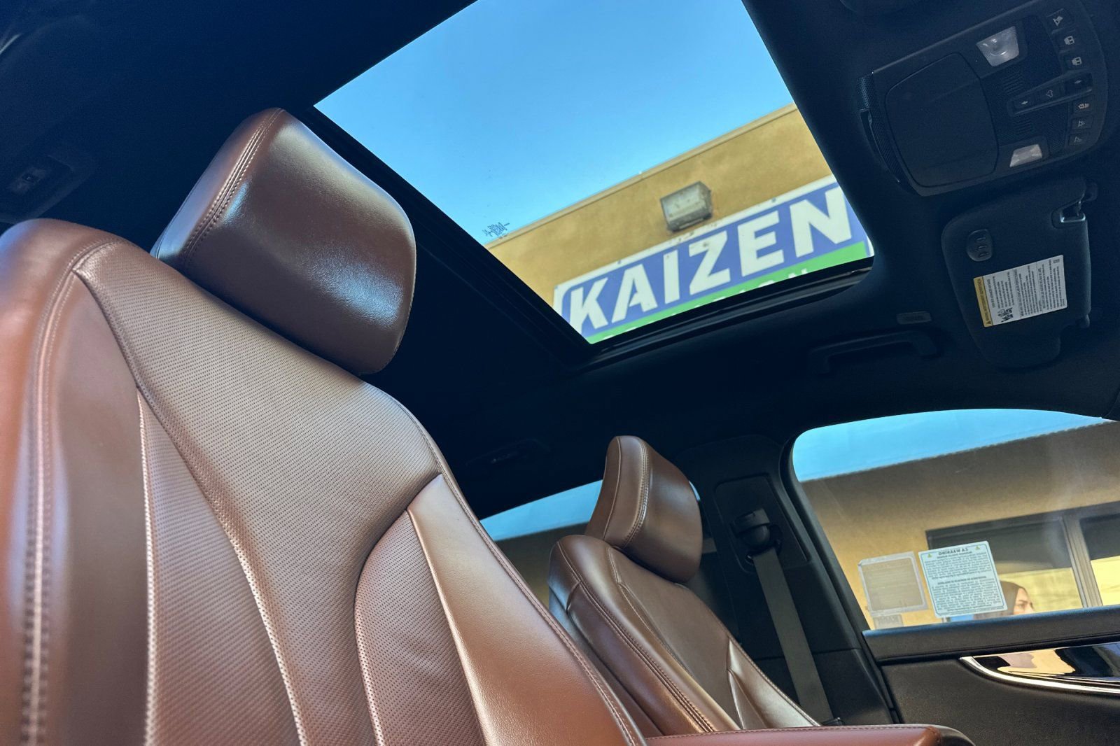 Used 2023 Lincoln Nautilus Reserve w/ Equipment Group 202A image 16