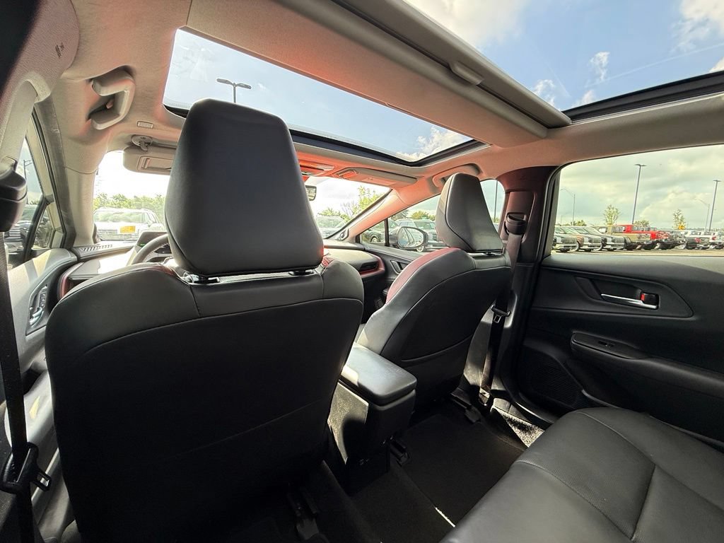 Used 2024 Toyota Prius Prime Premium w/ Advanced Technology Package FWD image 27