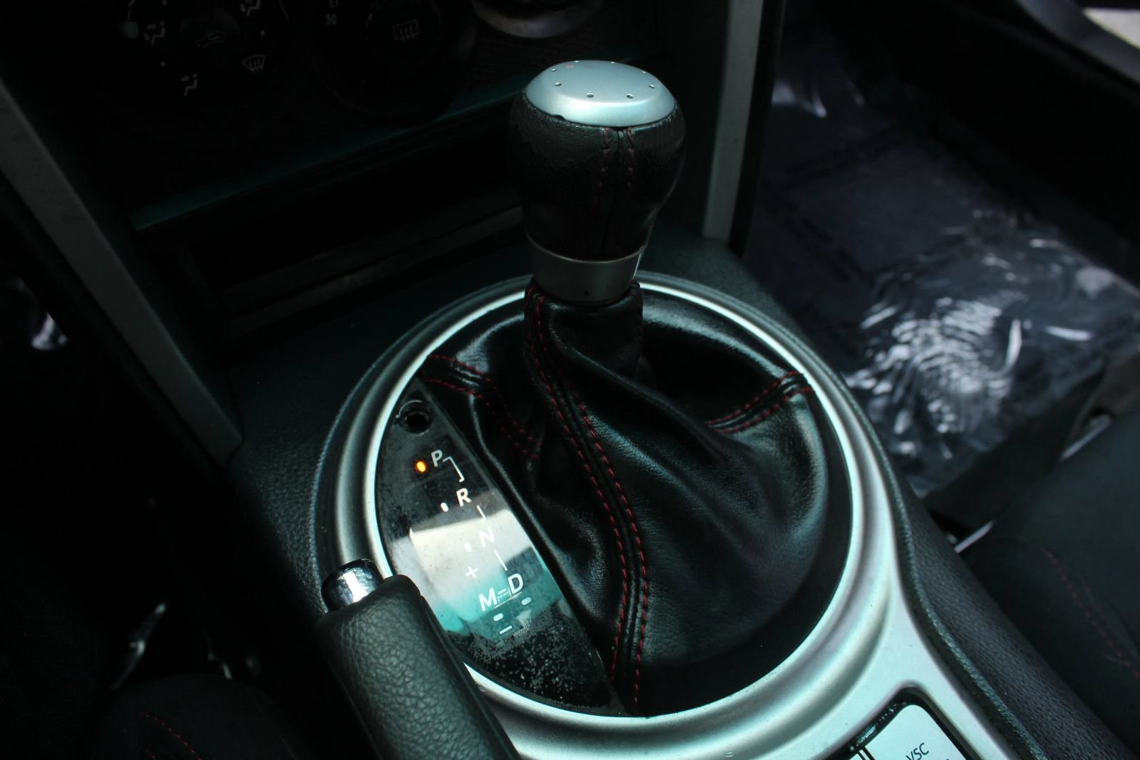 Used 2015 Scion FR-S RWD image 21